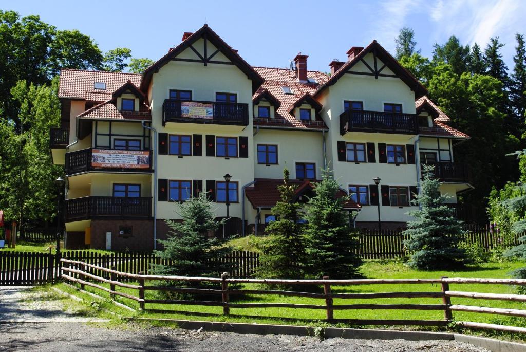Apartamenty Sun Seasons 24 - Rezydencja Parkowa Szklarska Poręba Exterior foto
